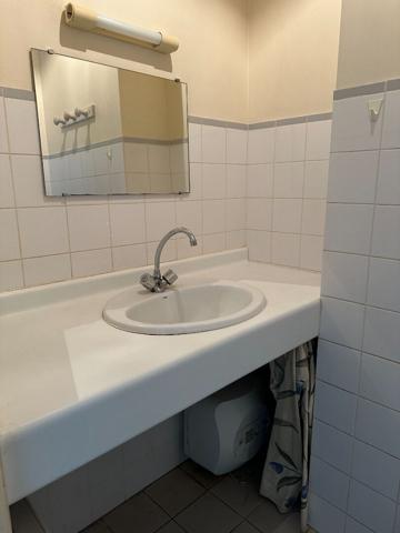 À LOUER Bureaux 41 m² en rez-de-chaussée Vannes, centre d'affaires