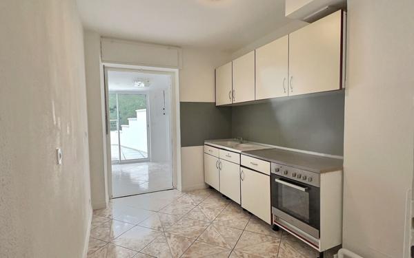 Immeuble à vendre    4 pièces •  Forbach