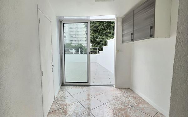 Immeuble à vendre    4 pièces •  Forbach