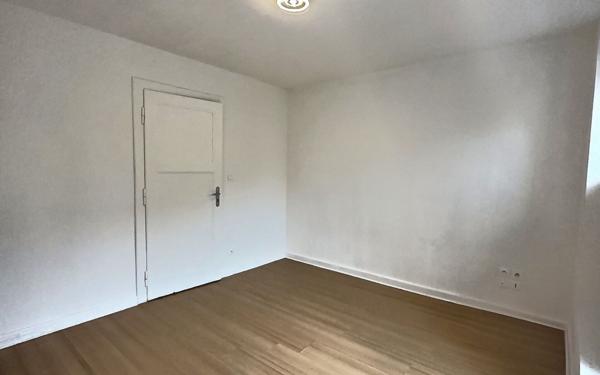 Immeuble à vendre    4 pièces •  Forbach