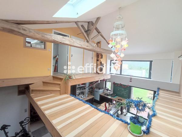 Maison 8 pièces - 156 m² Exclusivité efficity