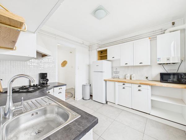 LOCATION MEUBLÉE T3 72 m²/ LATOUR MAUBOURG