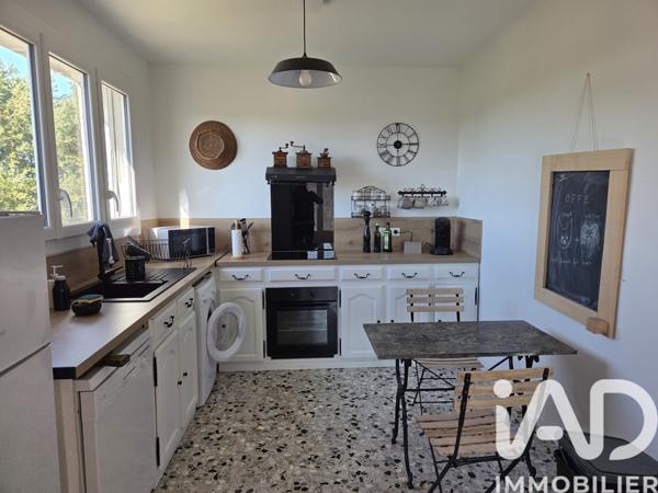 Maison à vendre 8 pièces 192 m² Saint-Martin-de-Crau