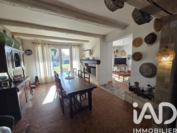Maison à vendre 8 pièces 192 m² Saint-Martin-de-Crau