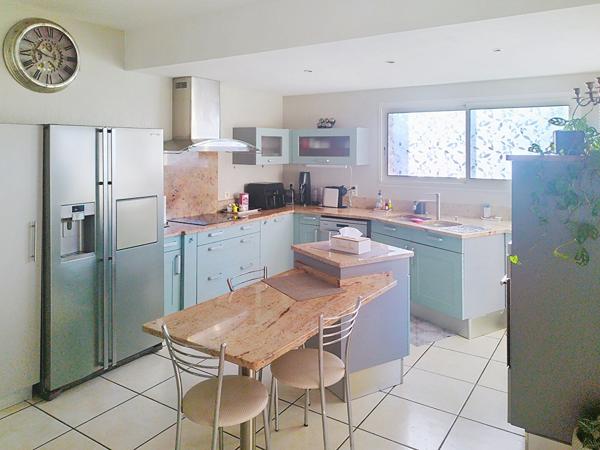 Perpignan - A VENDRE Appartement T4 avec terrasse et garages