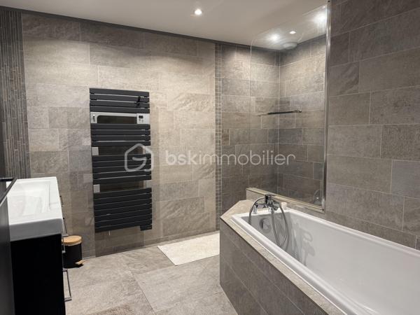 Maison de ville de 120,74 m²