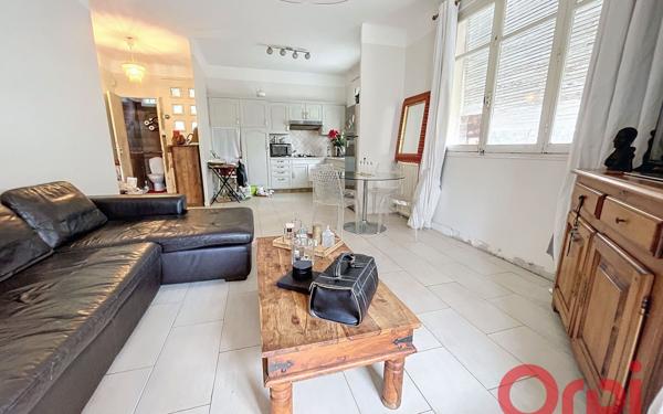 Maison à vendre    5 pièces •  Marseille 12