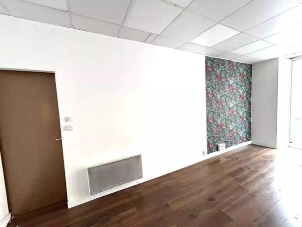 Location Bureau 1 pièces 23 m2 à Aubagne