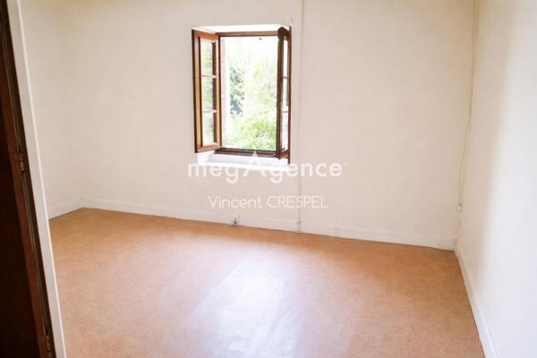 Maison à AMBRIERES-LES-VALLEES, 53300 - 3 pièces 74m²