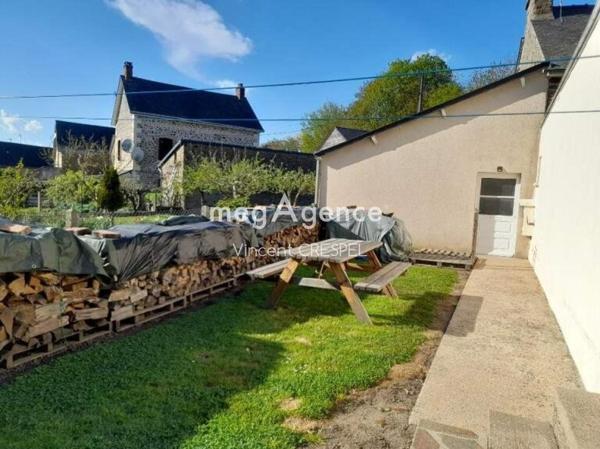 Maison à AMBRIERES-LES-VALLEES, 53300 - 3 pièces 74m²