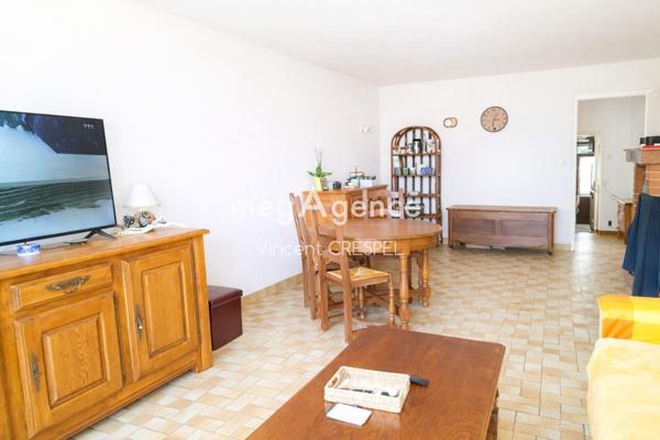 Maison à AMBRIERES-LES-VALLEES, 53300 - 3 pièces 74m²