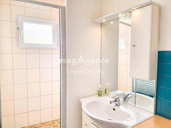 Maison à AMBRIERES-LES-VALLEES, 53300 - 3 pièces 74m²