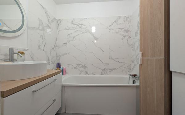 Appartement à vendre    4 pièces • 74,88 m2 Sucy-en-Brie