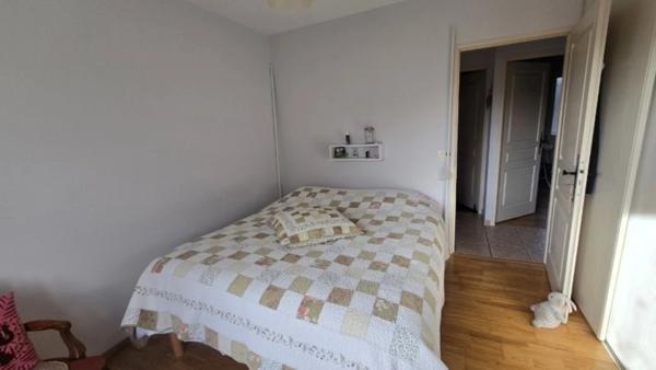 Maison à vendre 5 pièces BELVEZE DU RAZES (11) 132m2, 3 chambres sur terrain 11285m2