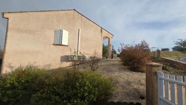 Maison à vendre 5 pièces BELVEZE DU RAZES (11) 132m2, 3 chambres sur terrain 11285m2