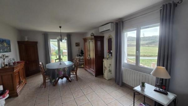 Maison à vendre 5 pièces BELVEZE DU RAZES (11) 132m2, 3 chambres sur terrain 11285m2