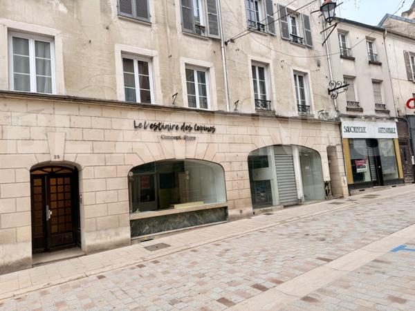  Murs commerciaux d’exception