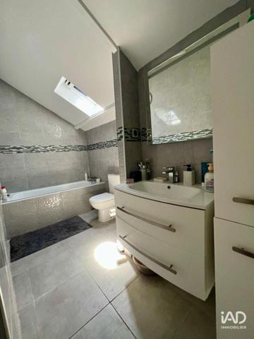 Maison à vendre 7 pièces 166 m² Saint-Doulchard
