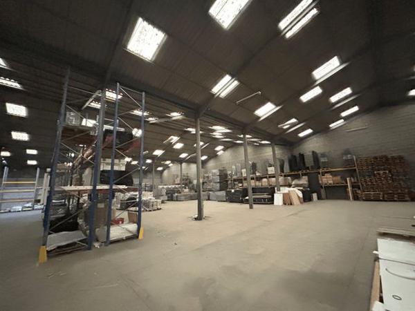 Local commercial 1 pièce T1 F1 1340 m² à Roanne 8 AVENUE DE LA MARNE 42300 à louer