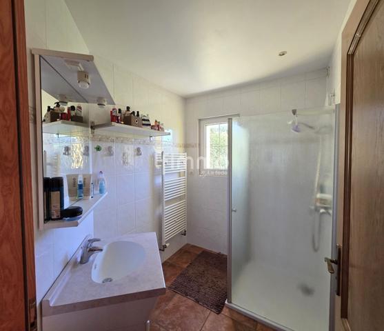 Belle maison familiale avec espace indépendant et grand terrain