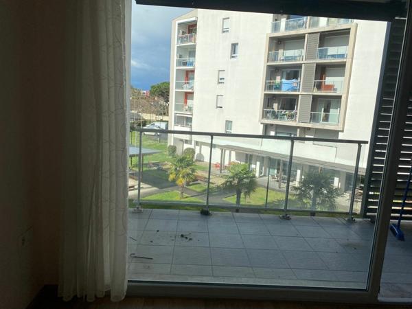 Appartement à vendre    2 pièces •  Pau