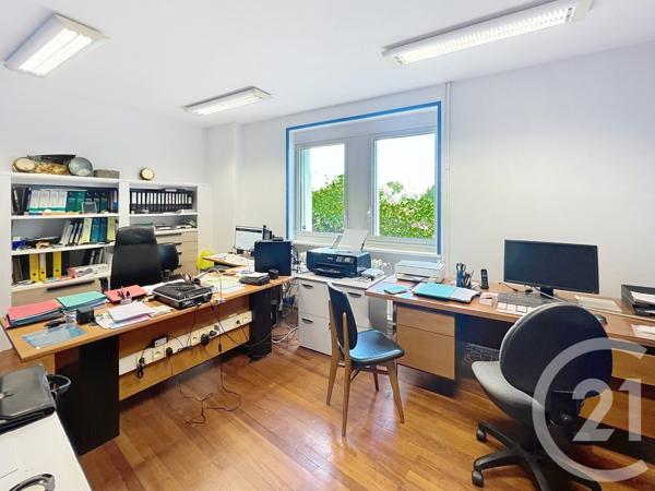 Maison à vendre  9 pièces - 255,10 m2 ALES - 30