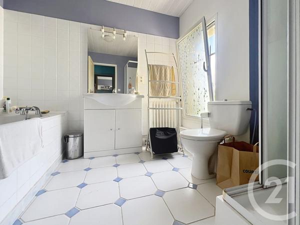 Maison à vendre  9 pièces - 255,10 m2 ALES - 30