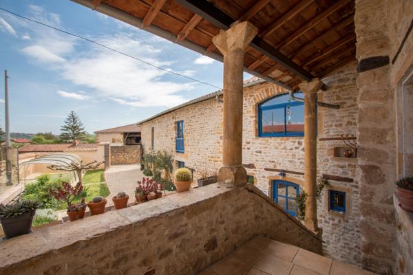 Dpt Rhône (69), à vendre SAINT GERMAIN NUELLES maison P8 de 208,1 m² - Terrain de 581 m²