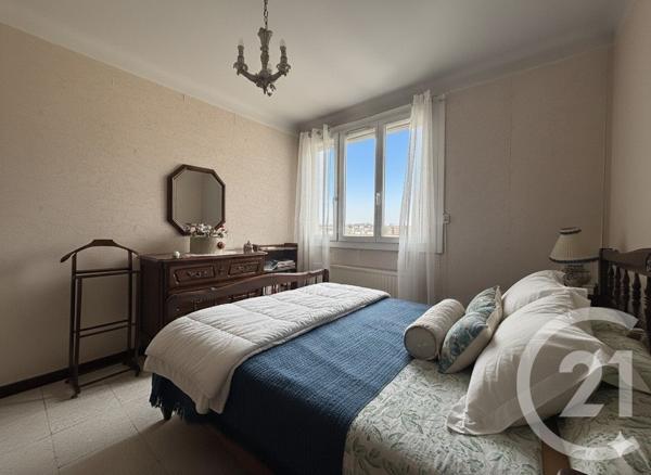 Appartement F4 à vendre  4 pièces - 76,38 m2 NIMES - 30