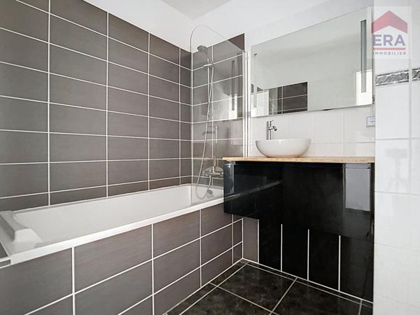 MARSEILLE 11ÈME - APPARTEMENT T3 - CALME, LUMINEUX ET REFAIT A NEUF - QUARTIER LA VALBARELLE