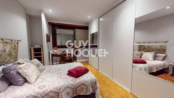 PAU (64000) Appartement 139m², 4 chambres, terrasse, loggia, cave et garage !