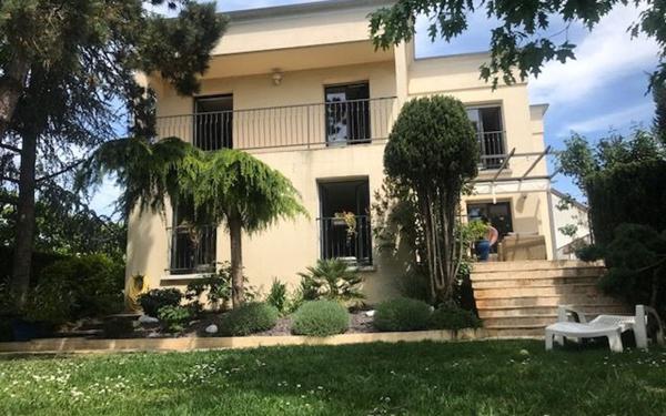 Maison à vendre    5 pièces •  Gournay-sur-Marne