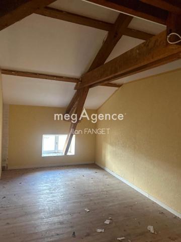 Maison à MARLHES, 42660 - 14 pièces 200m²