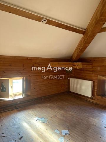 Maison à MARLHES, 42660 - 14 pièces 200m²