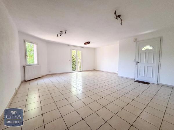 Maison à louer 4 pièces 87m² Carcassonne (11000)