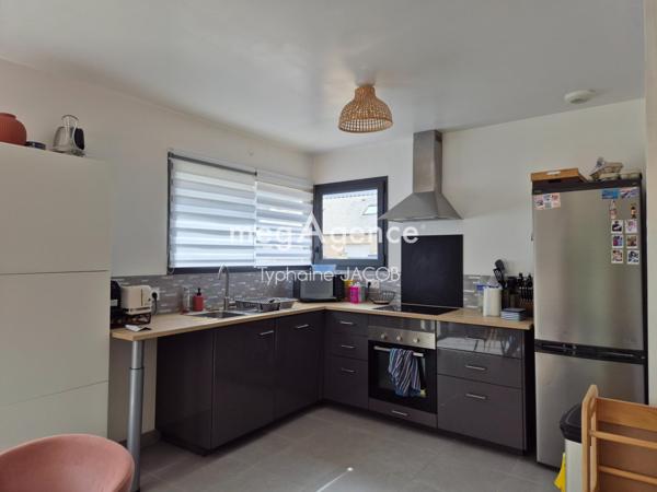 Maison à PLOURIVO, 22860 - 4 pièces 83m²