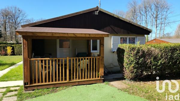 Châlet 4 pièces de 62 m² à Égriselles-le-Bocage (89500)