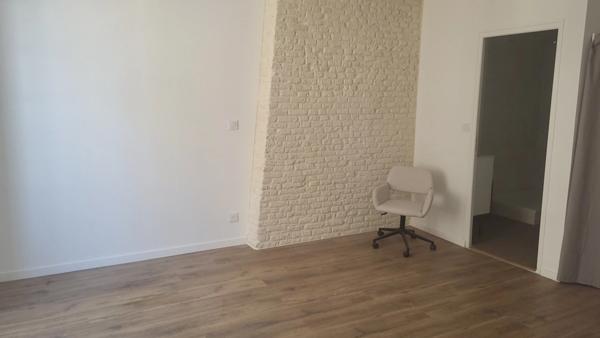 À VENDRE – Appartement avec vue imprenable sur le port de Dieppe