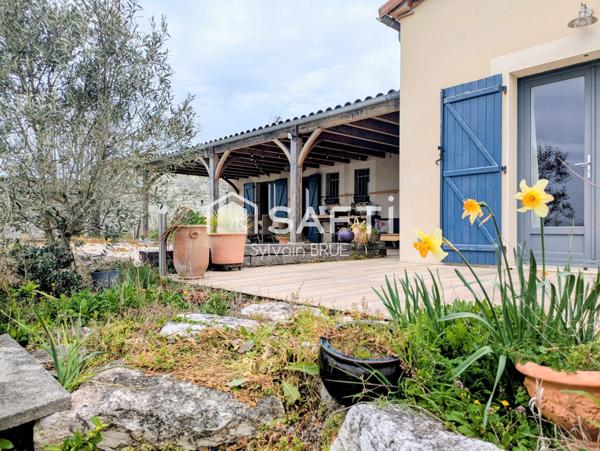 Maison de campagne avec dépendances et grand potentiel