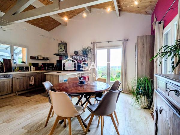 Maison de campagne avec dépendances et grand potentiel
