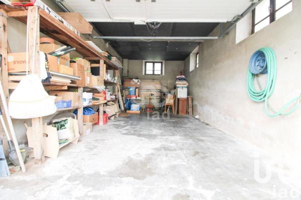 Maison 6 pièces de 125 m² à Saint-Affrique (12400)