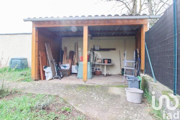 Maison 6 pièces de 125 m² à Saint-Affrique (12400)