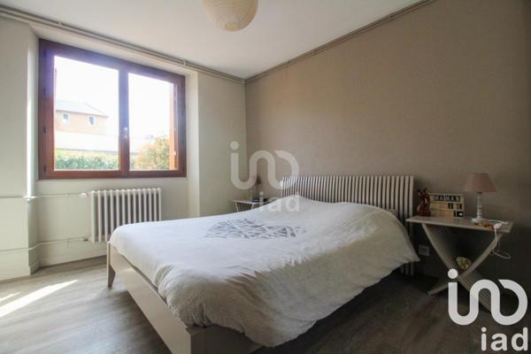 Maison 6 pièces de 125 m² à Saint-Affrique (12400)