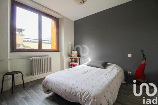 Maison 6 pièces de 125 m² à Saint-Affrique (12400)