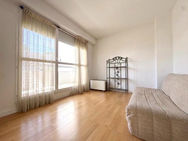 Maison Evry Courcouronnes 8 pièce(s) 145 m2