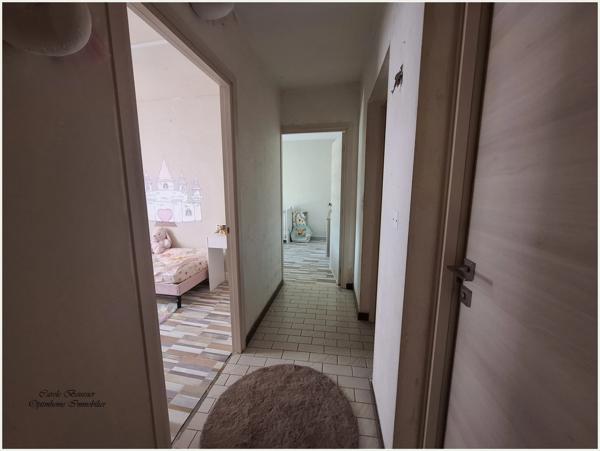 Maison d’environ 200 m² habitables avec dépendances – Aroffe