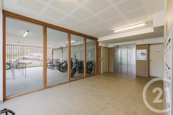 Appartement T4 à vendre  4 pièces - 78 m2 SEYSSINS - 38