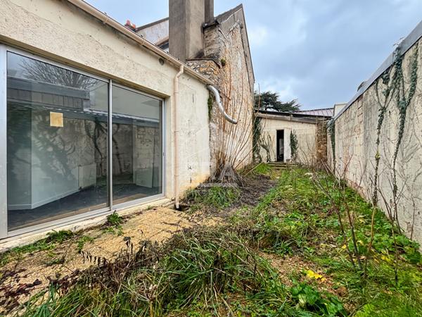 Immeuble commercial Melun 260 m2