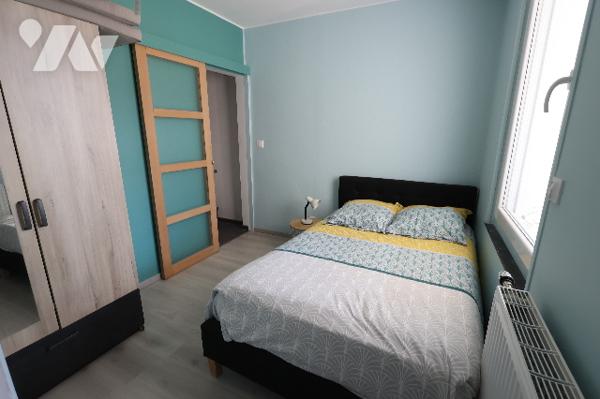 Immeuble idéalement situé, immeuble avec fort potentiel – Idéal investisseur ou maison familiale.
