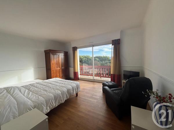Maison à vendre  7 pièces - 270 m 2   ST JEAN DE LUZ  - 64